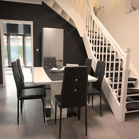 Zum Kaeutzchen 120Qm Ferienhaus 8 Personen 4 Schlafzimmer Nossentiner Huette Eksteriør bilde