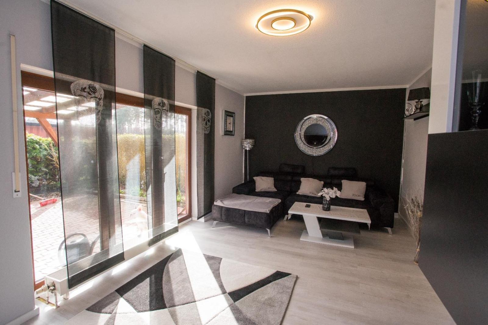 Zum Kaeutzchen 120Qm Ferienhaus 8 Personen 4 Schlafzimmer Nossentiner Huette Eksteriør bilde