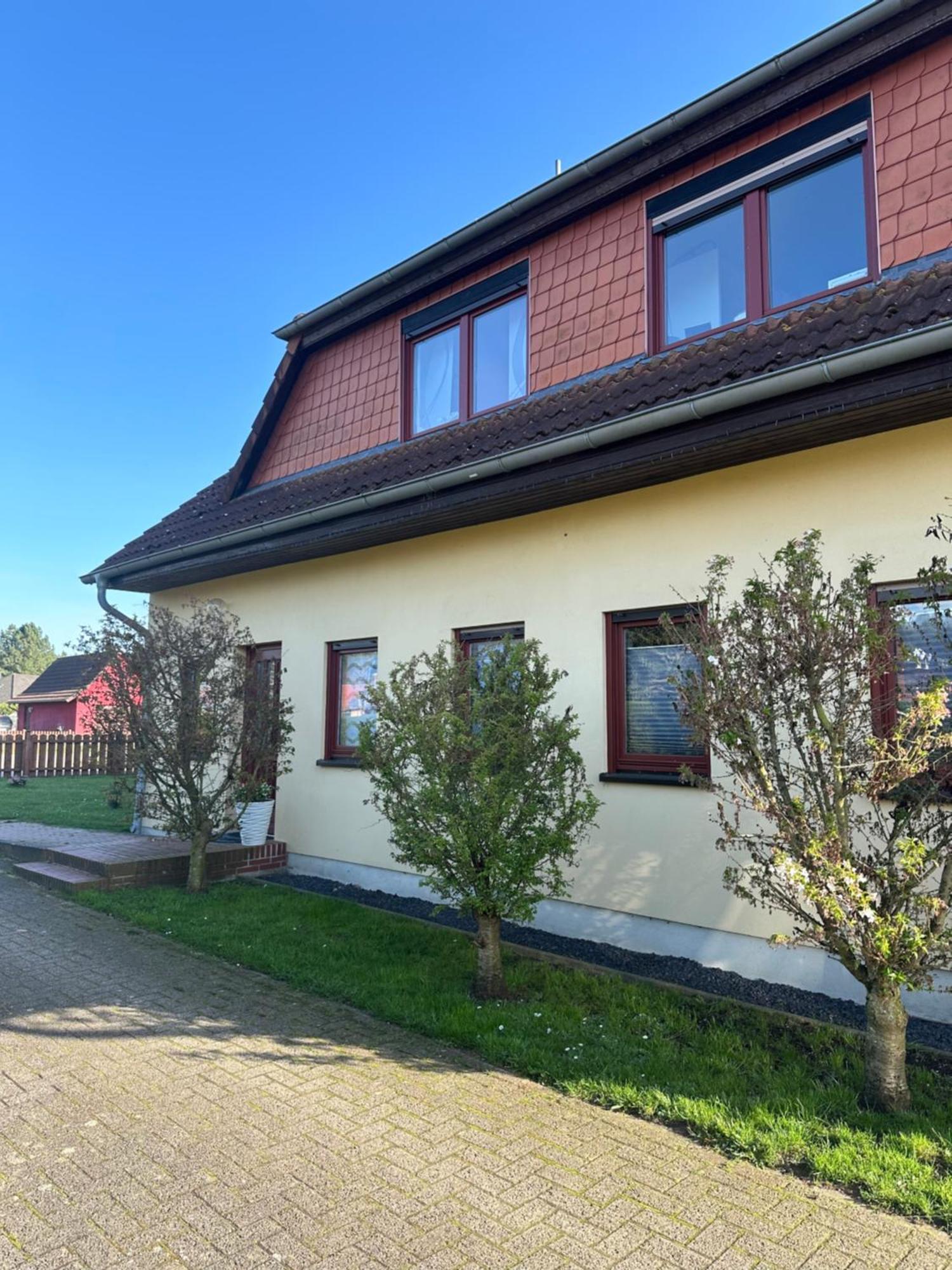 Zum Kaeutzchen 120Qm Ferienhaus 8 Personen 4 Schlafzimmer Nossentiner Huette Eksteriør bilde